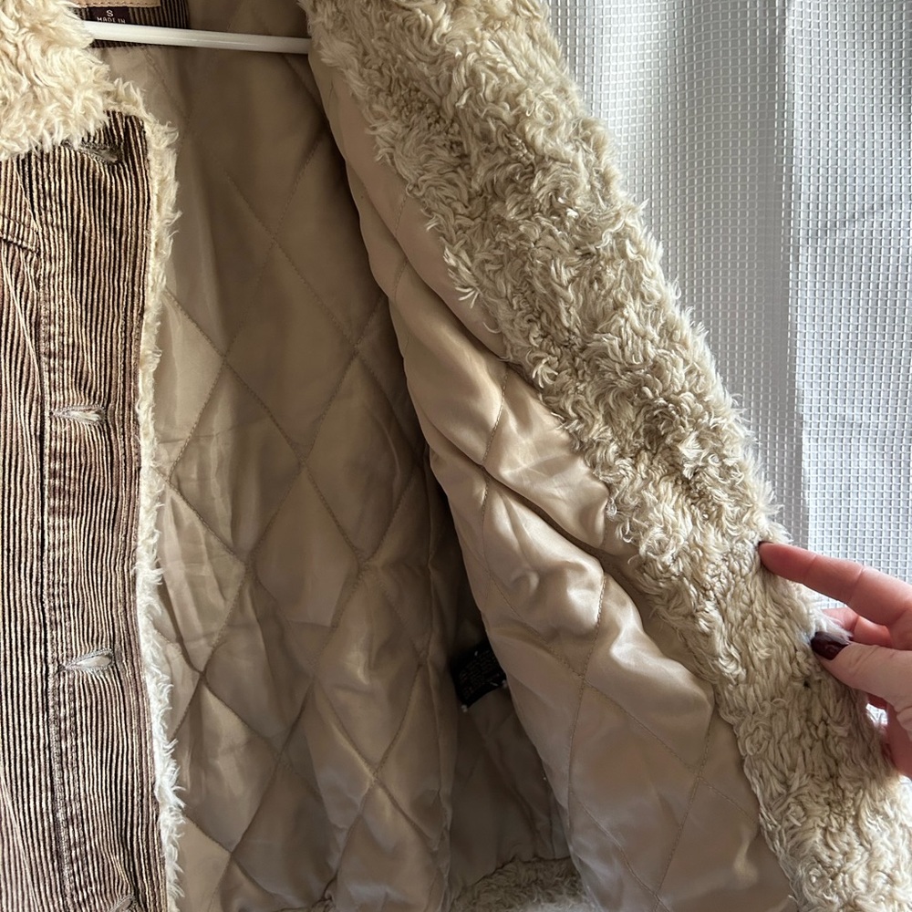 Jacket - Picture 2 of 4